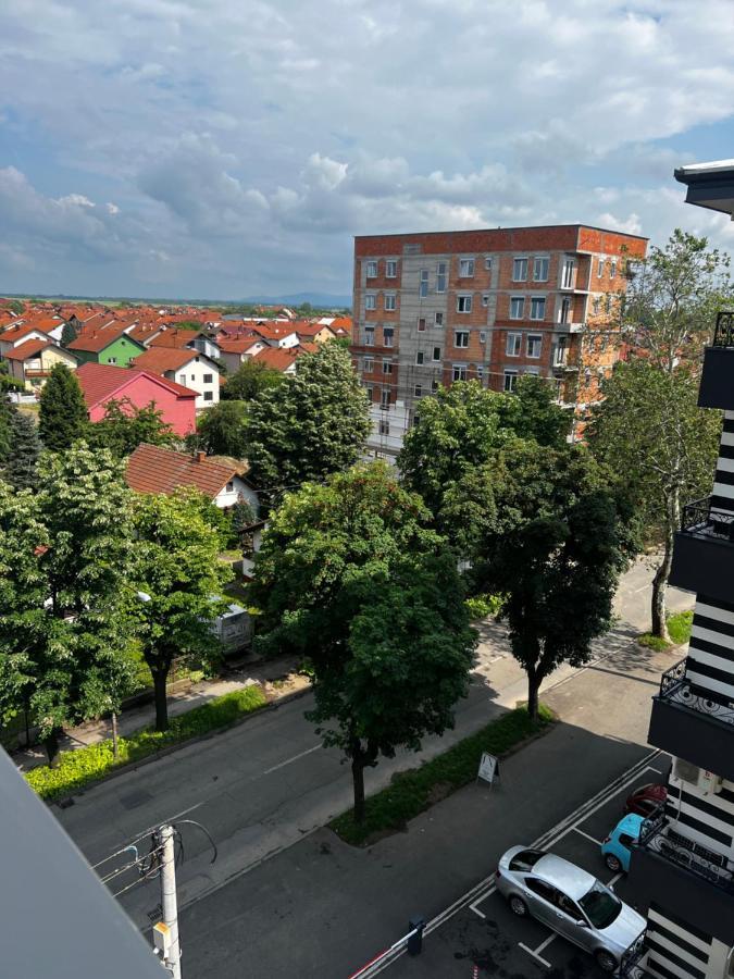 Apartman Exit Bijeljina Exterior foto